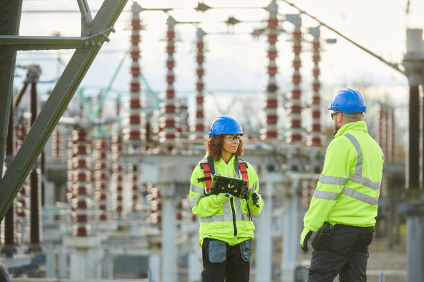 Best Affordable Emergency Electrician  in Hobart, OK